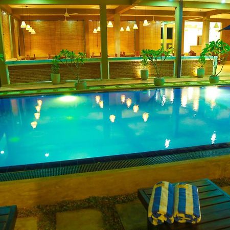 Ali Weta Safari Resort Udawalawe Kültér fotó