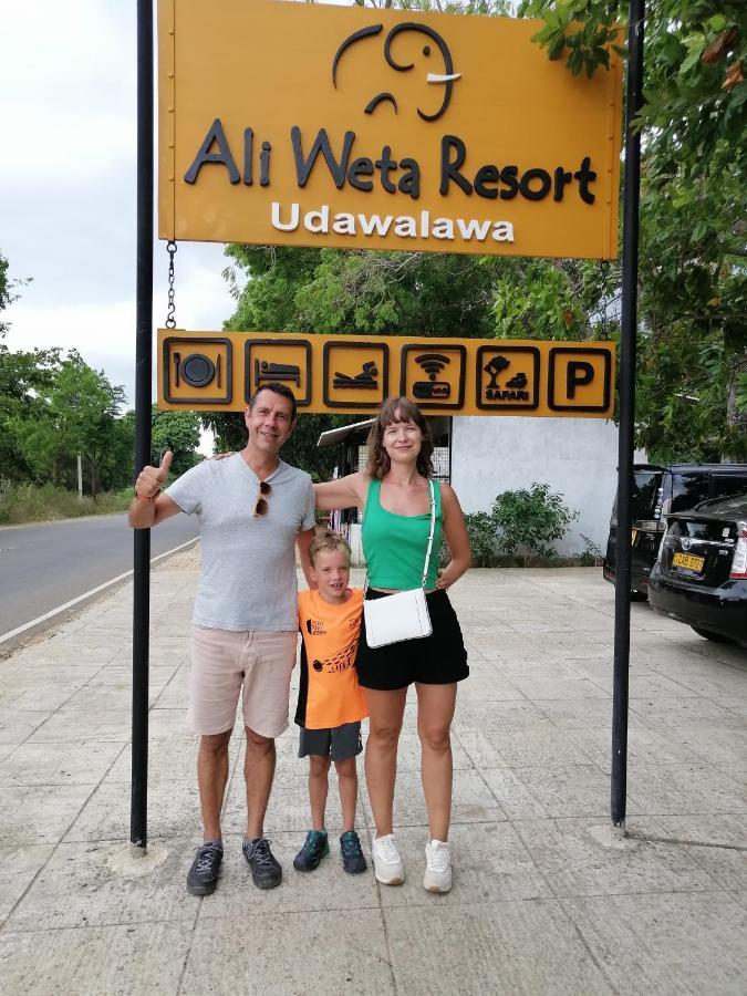 Ali Weta Safari Resort Udawalawe Kültér fotó